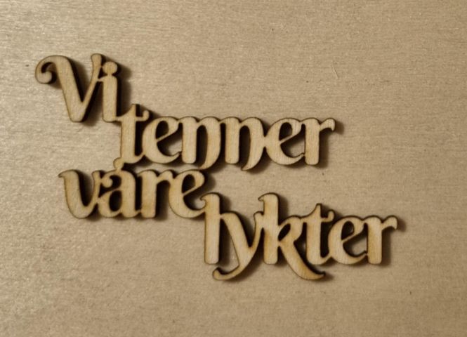 Hovedbilde Vi tenner våre lykter - Scrappehusets egen ...